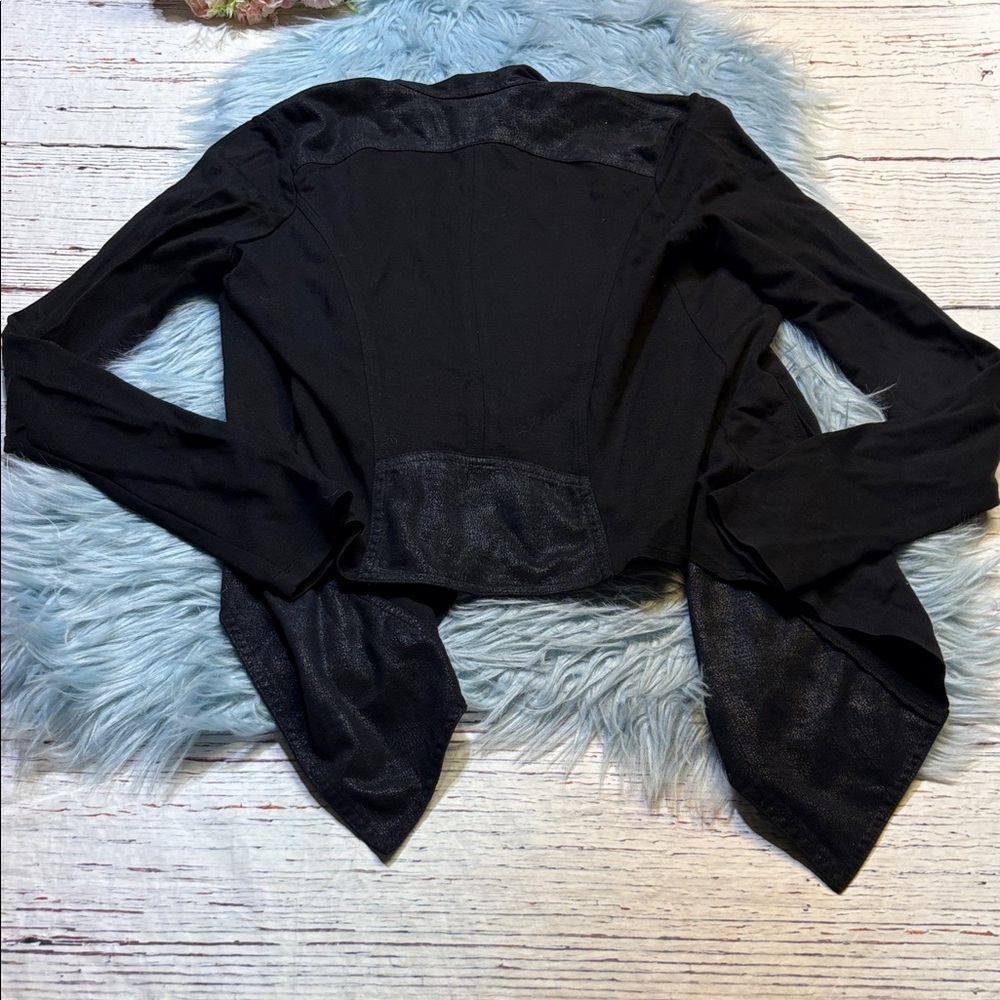 CAbi Black Draped Open-Front Cardigan Mixed Media Black Sz s - Picture 7 of 7
